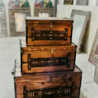 چرخ تافی و صندوقچه چوبی|صنایع دستی و سایر لوازم تزئینی|کاشان, بازار کاشان|دیوار