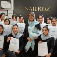 فقط ۲میلیون ۸۰۰ آموزش تضمینی کاشت ناخن