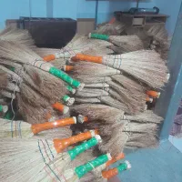 جارو با کیفیت وضخیم|لوازم نظافت|اردبیل, |دیوار