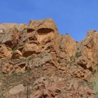 زمین ینکه قلعه