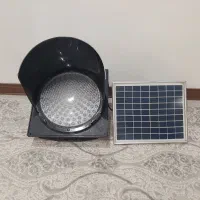 چراغ چشمک زن‌.تک خانه.سولار.