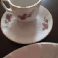 ۶ عدد بشقاب برنج خوری مارک زرین .۶ عدد استکان|ظروف سرو و پذیرایی|فولادشهر, مسکن مهر فولادشهر|دیوار