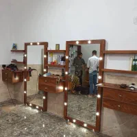 فروش دکور کامل آرایشگاه همراه با سرشور