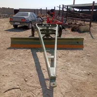 تراکتور لور شرکت ۱۱۱