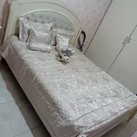 تخت در حدنو