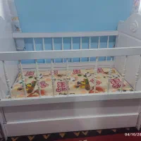 تخت خواب کودک همراه با تشک