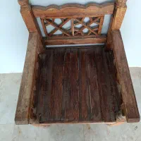 صندلی چوبی