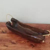 تنه درخت گردو میوه خوری