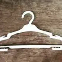 چوب لباسی پلاستیکی بادوام کودک و نوجوان و جوان
