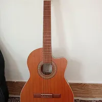 گیتار نو و تمیز