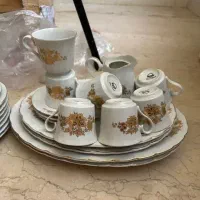 سرویس چینی قدیمی|ظروف سرو و پذیرایی|قم, باجک یک|دیوار