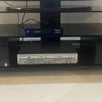 میز تلویزیون مشکی شیشه ای