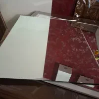 آینه دیواری یا رومیزی بدون قاب