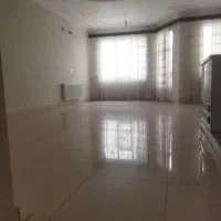 خونه تمیز و شیک طبقه بالا