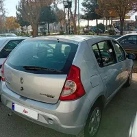 ساندرو اتومات مدل95|خودرو سواری و وانت|شاهینشهر, گزبرخوار|دیوار