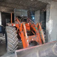 ترکتور بیل عقب