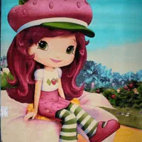 فرش دختر توت فرنگی