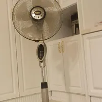 پنکه ایستاده