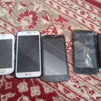 تعدادی گوشی