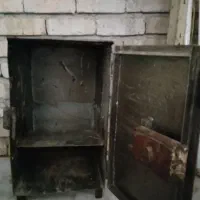 کمد آهنی|جاکفشی، کمد، دراور|قم, علی آباد سعدگان|دیوار