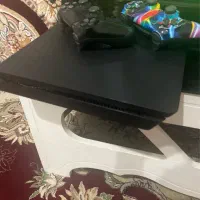 پلی استیشن ۴