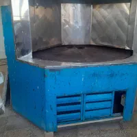 سه عدد دستگاه نانوایی به فروش می‌رسد.