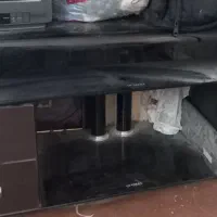 میزتلویزیون شیشه ای سالم