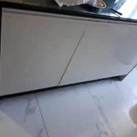 میز جزیره به ابعاد ۹۰ * ۱۵۳ به ارتفاع ۸۸ سانت
