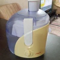 دستگاه آبمیوه گیری