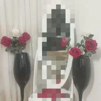 گل وگلدان