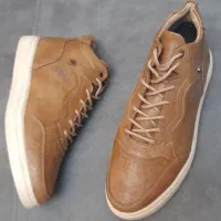 کفش کتونی بوت سایز ۴۰