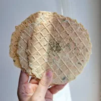 نان خشک طعم دار (جو یا گندم)