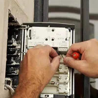 تعمیر/نصب/فروش انواع ایفون تصویری و درب باز کن|خدمات پیشه و مهارت|اصفهان, احمدآباد|دیوار