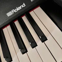 پیانو رولند RP30|پیانو، کیبورد، آکاردئون|تهران, ابوذر|دیوار