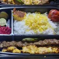 کترینگ تهیه و توزیع غذا و باغ تالار آراکس