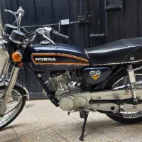 موتورسیکلت هوندا 125 مدل ۹۰