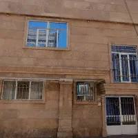 60متر در سه طبقه .طبقه دوم دوبلکس بسیار شیک وتمیز