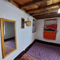 اجاره خونه چوبی دربست در اقیانوس ابرها فیلبند|اجارهٔ کوتاه‌مدت ویلا و باغ|گلوگاه بابل (گلیا), |دیوار