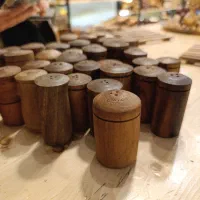 نمکدان چوبی 250