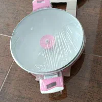 تابه ۲۸ تفلون با درب پیرکس مارک  Aroos
