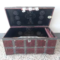 صندوق چوبی قدیمی