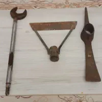 آچار دار قالی کلنگ و علف زن