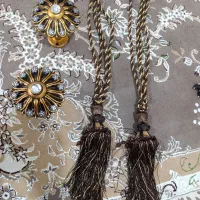 پرده و والان|پرده، رانر، رومیزی|الشتر, |دیوار