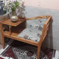 میز تلفن خوش رنگ و کاملا سالم.|میز تلفن|شیراز, کوی زهرا|دیوار