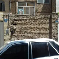 120 متر زمین سه  طبقه گلنگی ماشین رو شمالی