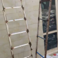 درب و پنجره و نردبان