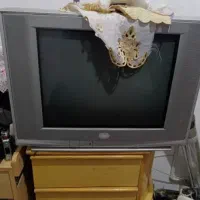 21 اینچ صفحه نمایش تخت