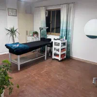 رهن یک واحد تجاری ۹۰ متری سالن زیبایی معلم|اجارهٔ دفتر کار، اتاق اداری، مطب|رشت, استادسرا|دیوار