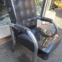 صندلی چرخی و میز|صندلی و نیمکت|سنقر, |دیوار