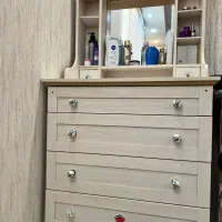 سرویس خواب نوجوان یک تخت و میز ارایشی